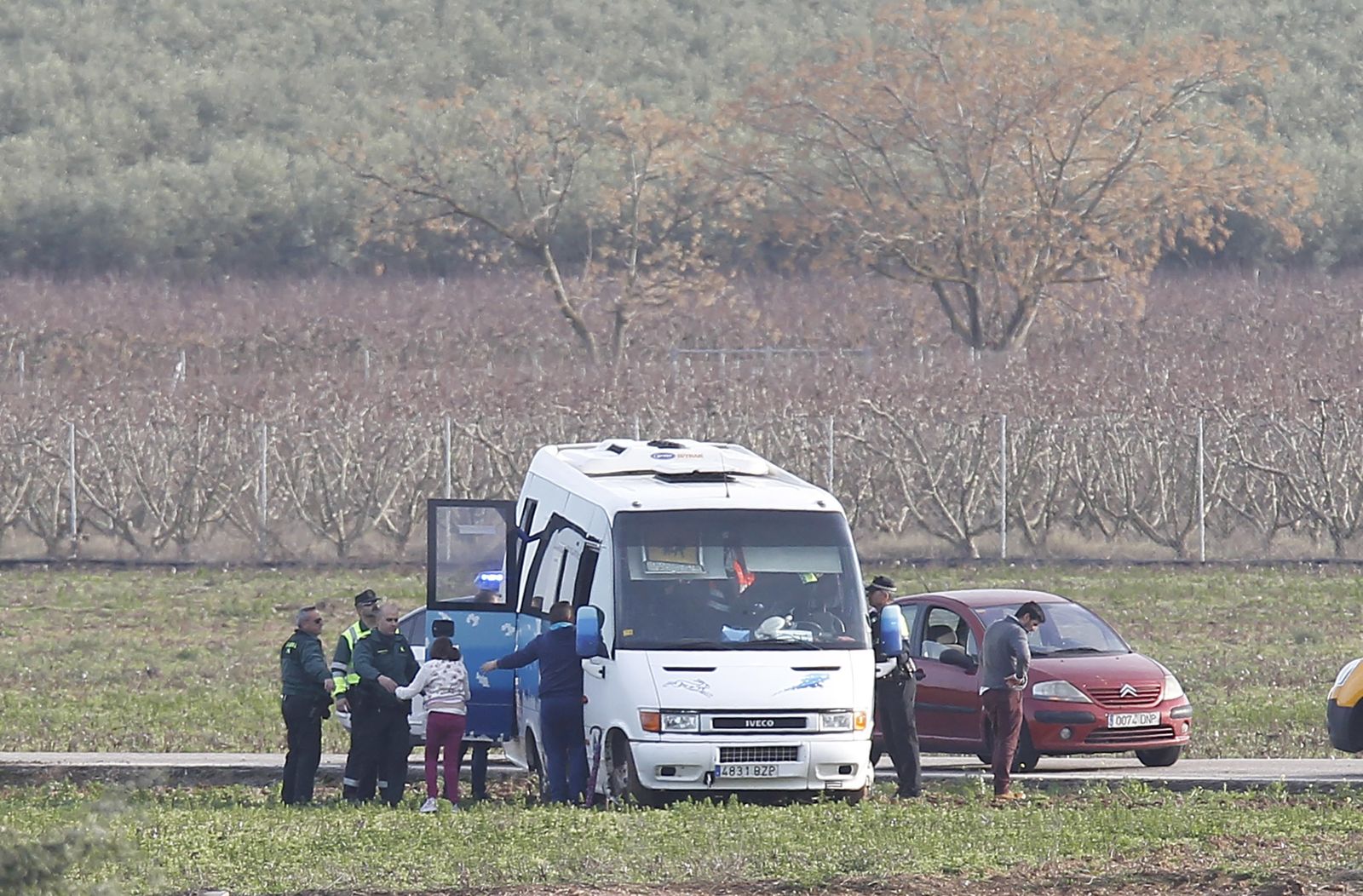 El accidente del autobús escolar, en imágenes