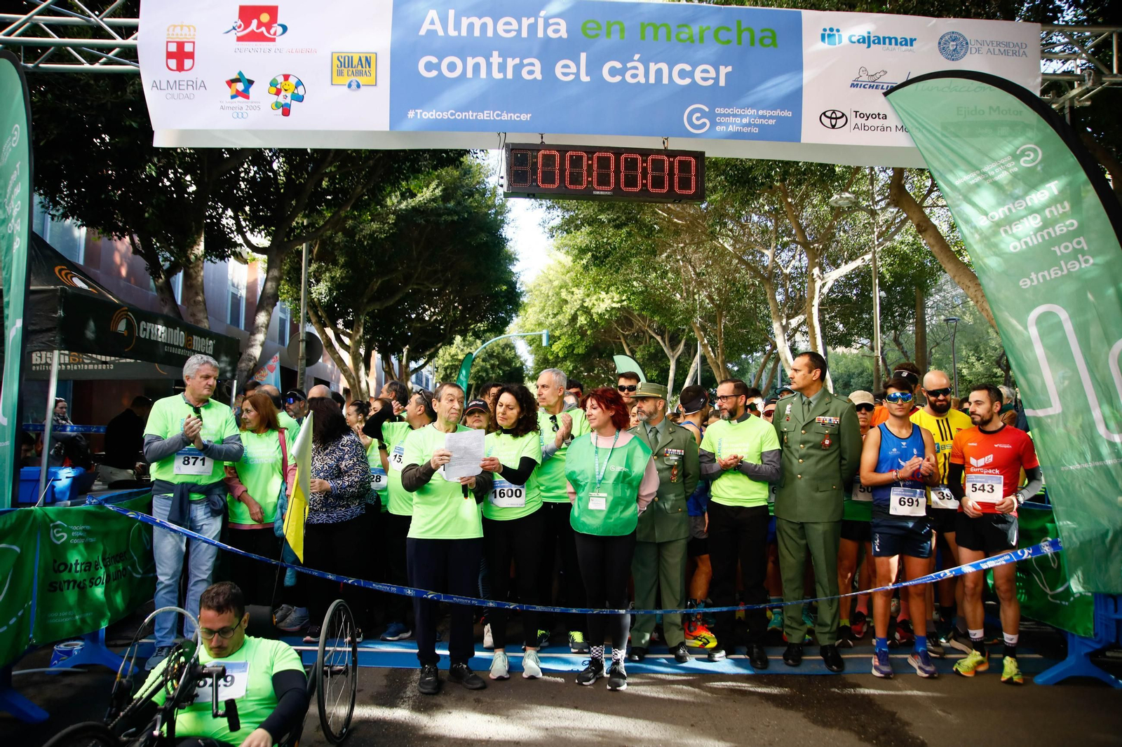Imágenes de la Carrera contra el Cáncer de Almería