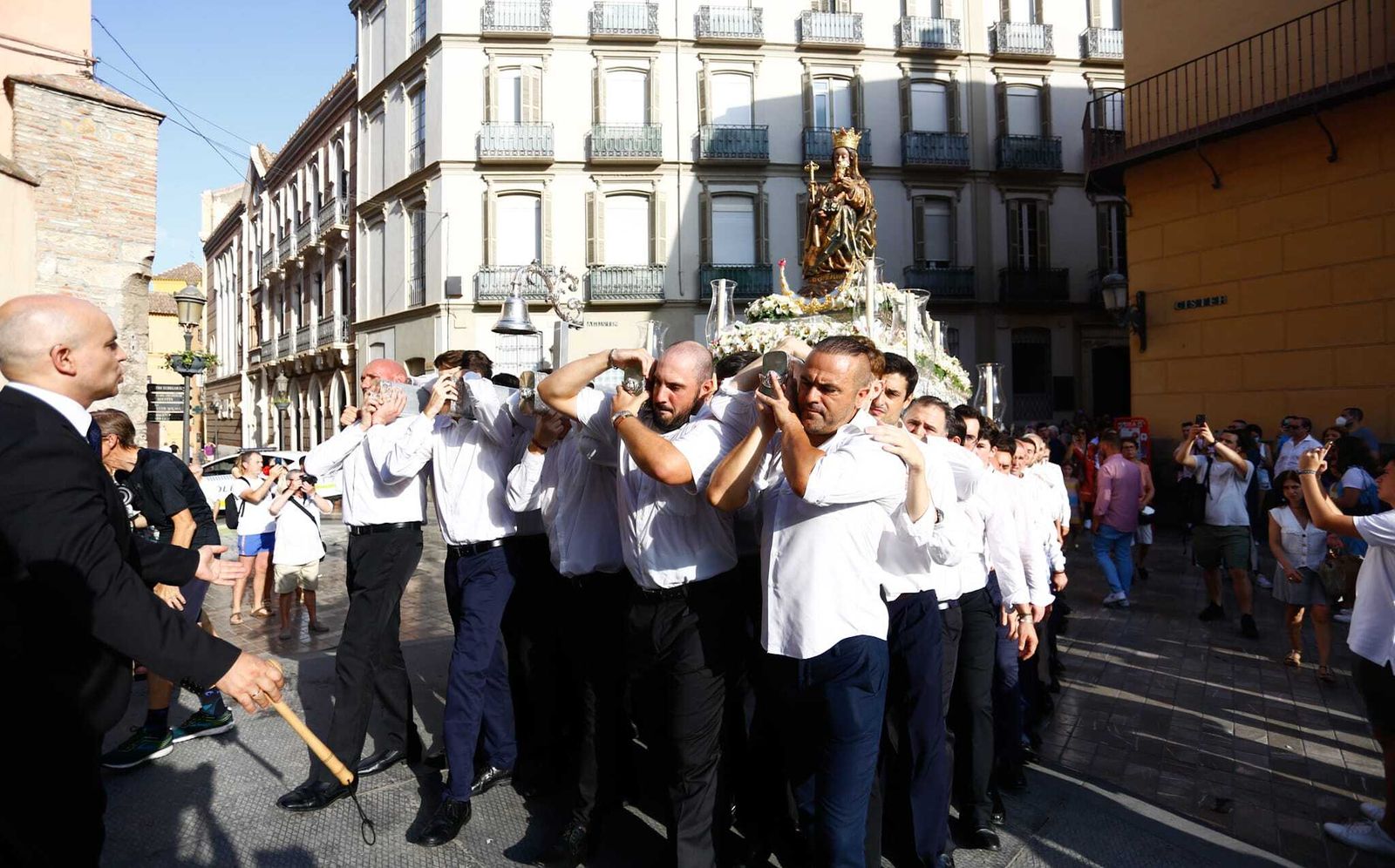 El traslado de la Virgen de la Victoria a la Catedral, en fotos