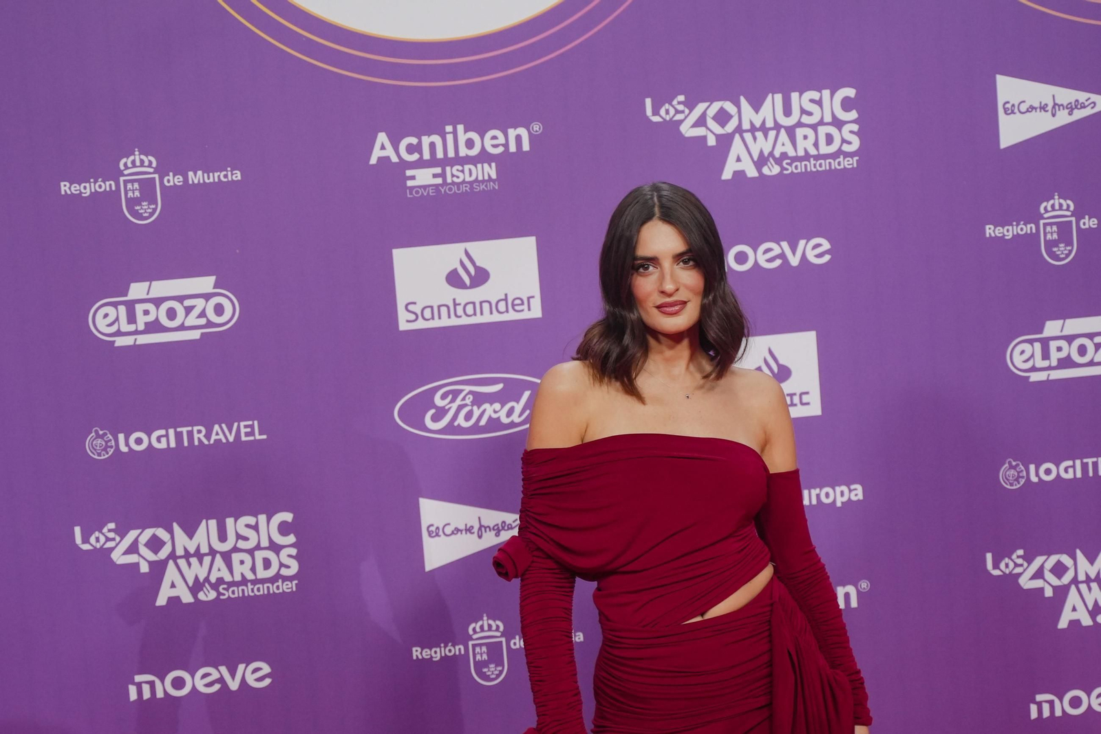 Rosalía, Aitana o Ana Mena: los mejores looks de LOS40 Music Awards 2025