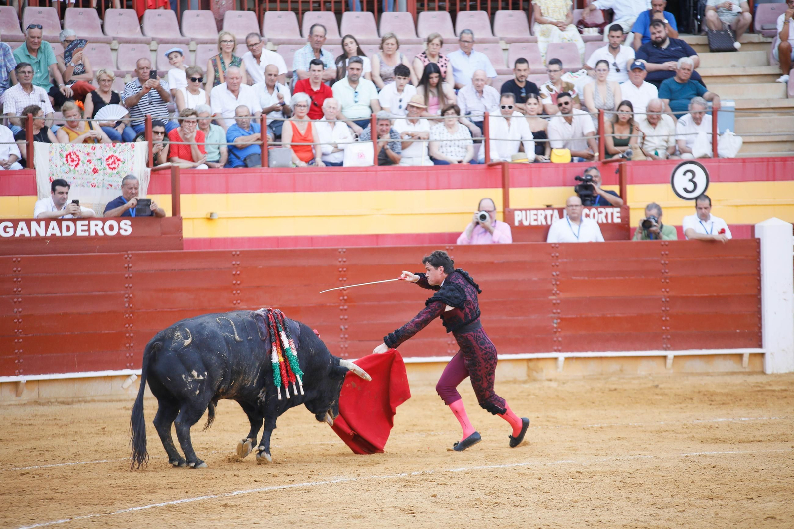 Imágenes de la corrida de toros en Roquetas de Mar