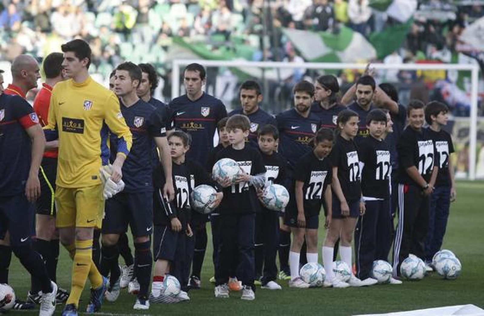 El Betis iguala con el Atlético de Madrid en el Benito Villamarín tras un final del partido loco (2-2). / Antonio Pizarro