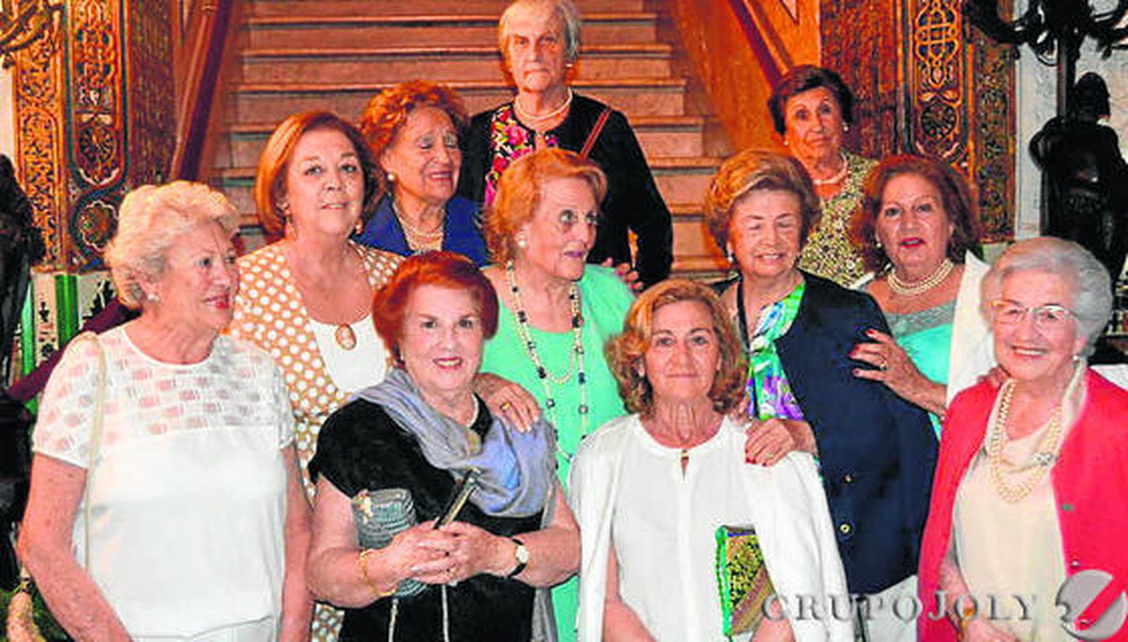Rocío Sicre, Carmen Minchón, Consuelo Grandal, Carmelina  Martos, Mati Montero,  Maria Luisa Gallardo, María Pérez, Lola Alberniz , Rita y Pepita Sánchez

Foto: Ignacio Casas de Ciria