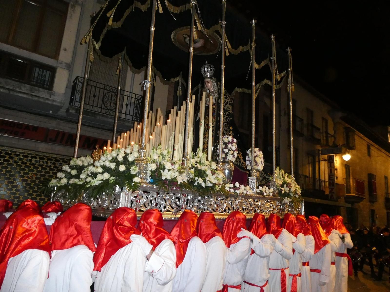 En imágenes: Viernes Santo en Alcalá la Real