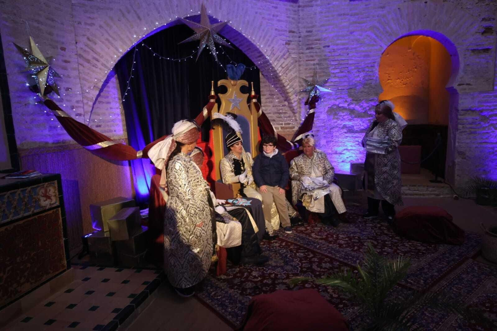 La Cartera Real recoge las cartas de los niños en el Alcázar