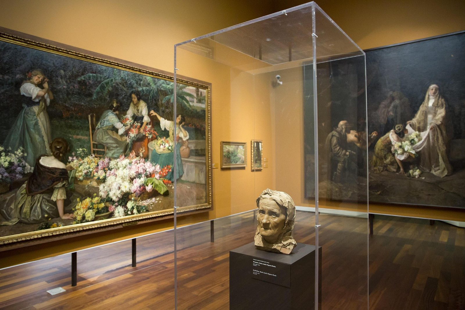 Sala con las mujeres como protagonistas de las obras en el Museo de Málaga Sala con las mujeres como protagonistas de las obras en el Museo de Málaga
