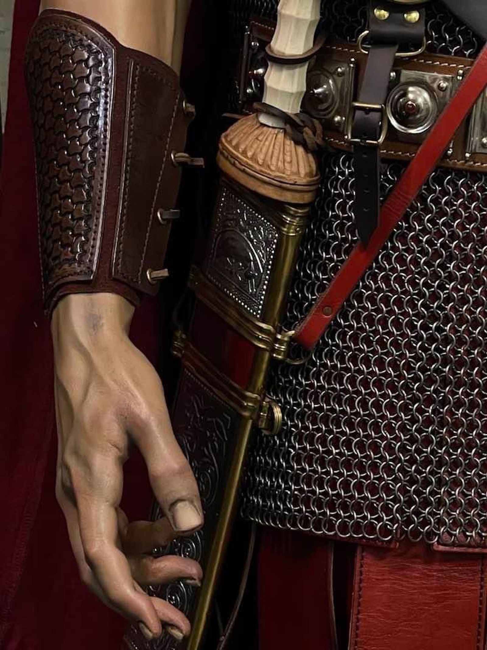 Detalle de la mano de Longinos