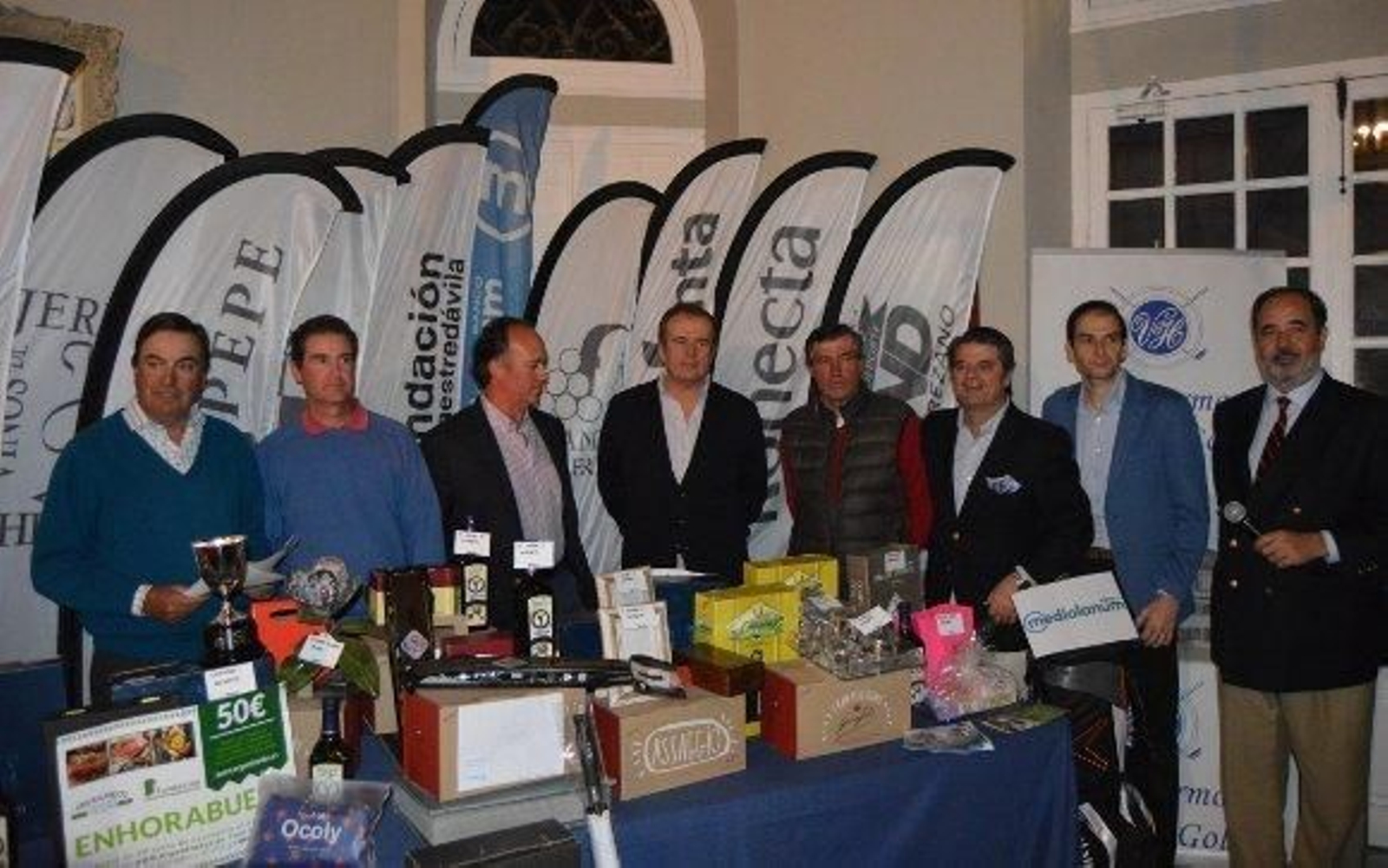 Gonzalo Domecq, Manolo Maestre, Felipe Díez, Alfonso Osborne, Antonio León, Emilio Valero, Pedro Gómez Vilches y Gabriel González-Gordon.

Foto: Ignacio Casas de Ciria