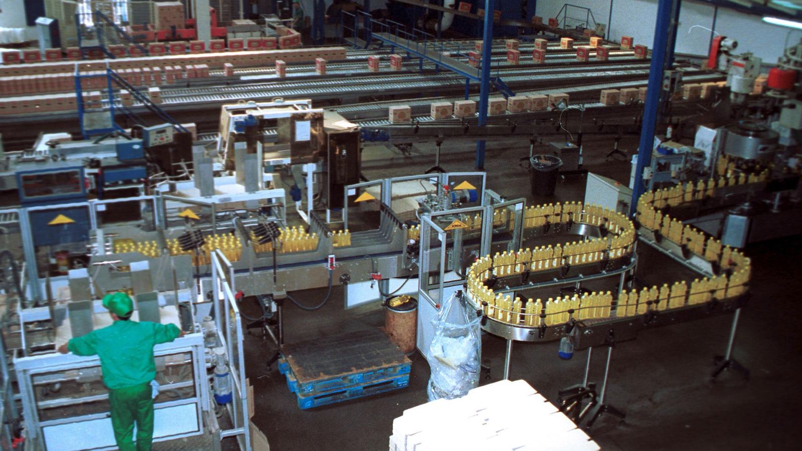 Fábrica de aceite  Aceites  del Sur, de la marca La Española.