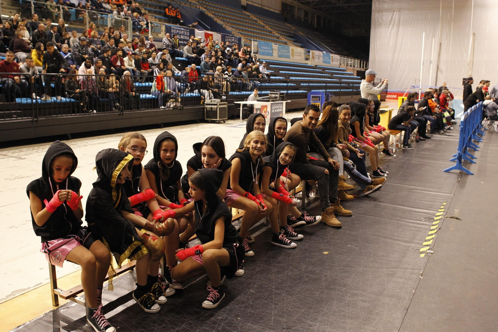 Fotogalería de la velada solidaria de boxeo