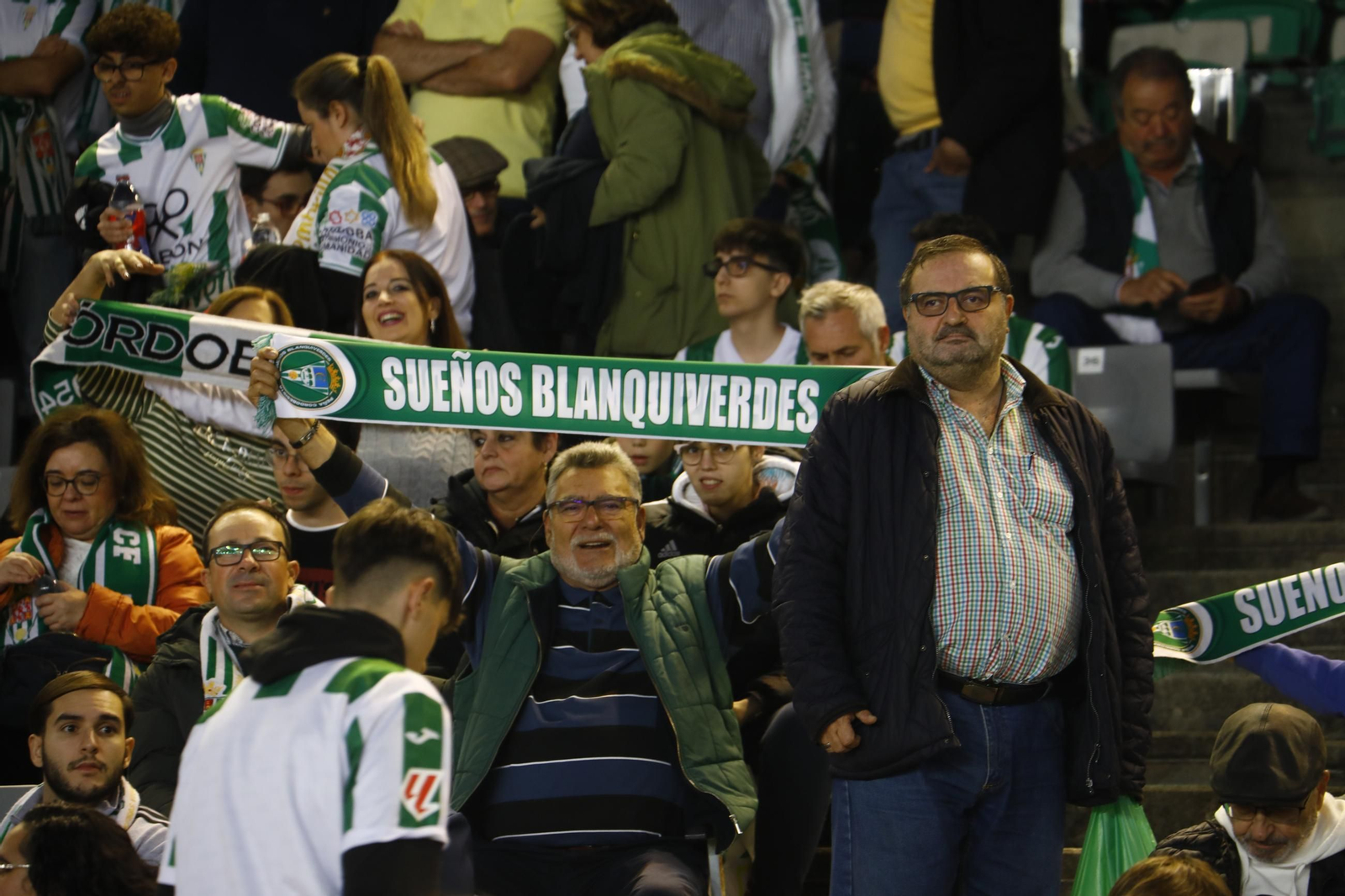 Las mejores fotos del ambiente en el Córdoba CF - Zaragoza en El Arcángel