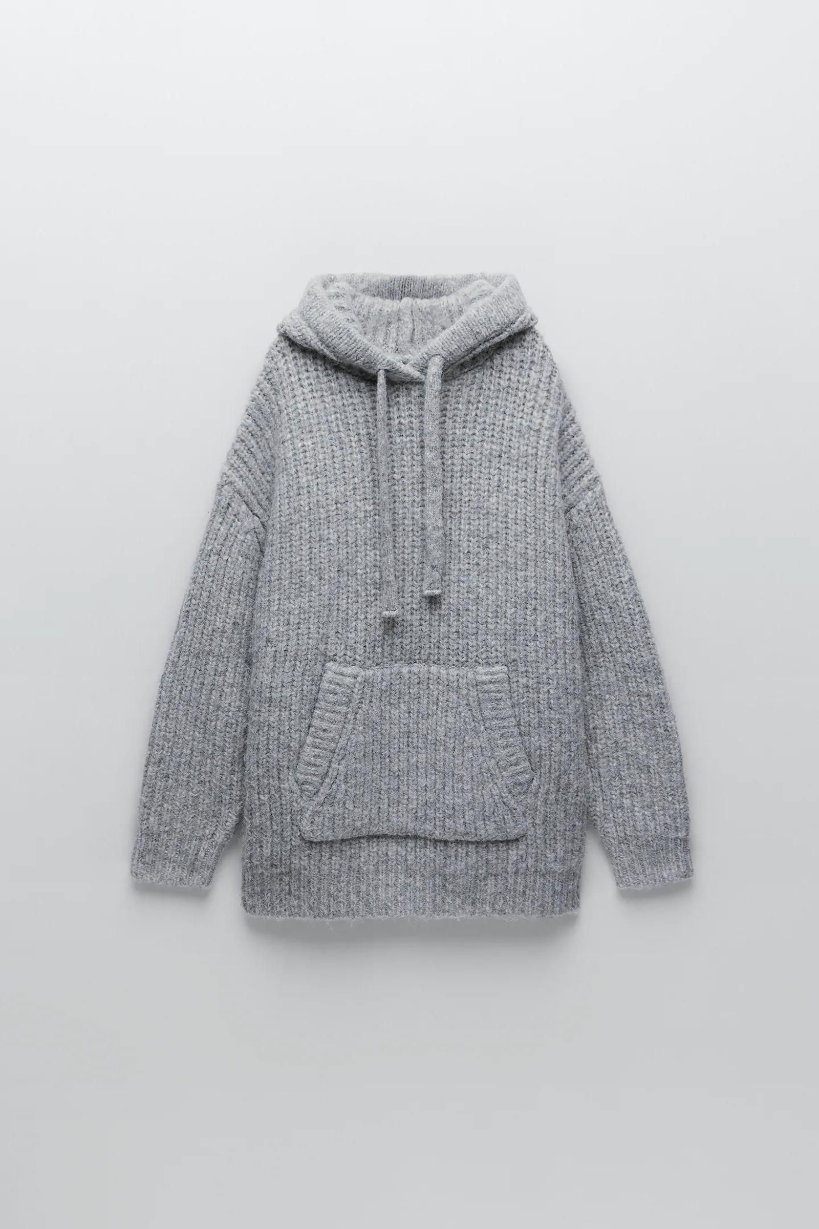 Sudadera de Zara.