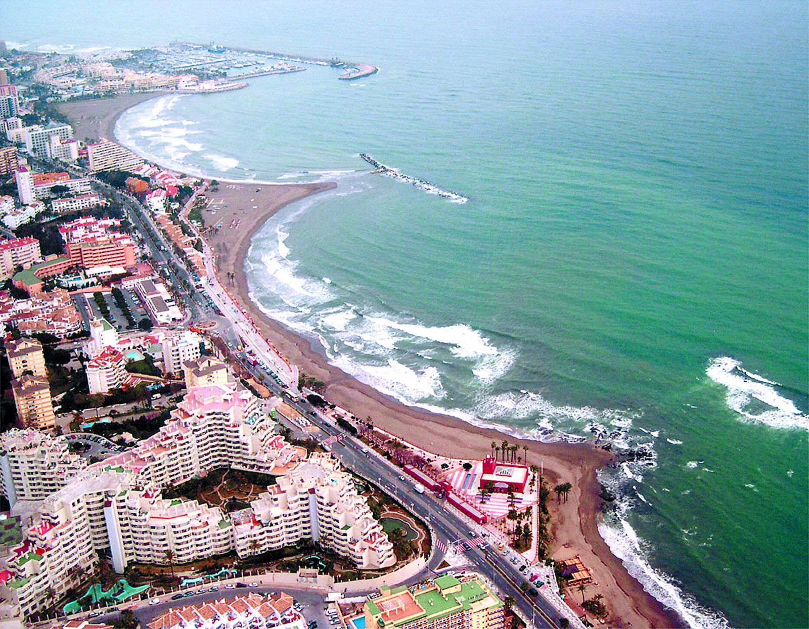 Vista aérea del litoral de Benalmádena.