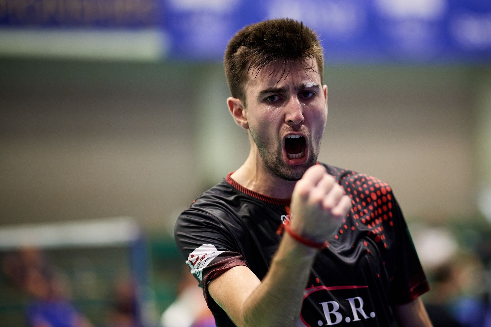 Carlos Piris celebra un punto en el Campeonato de Europa de Clubes 2022.