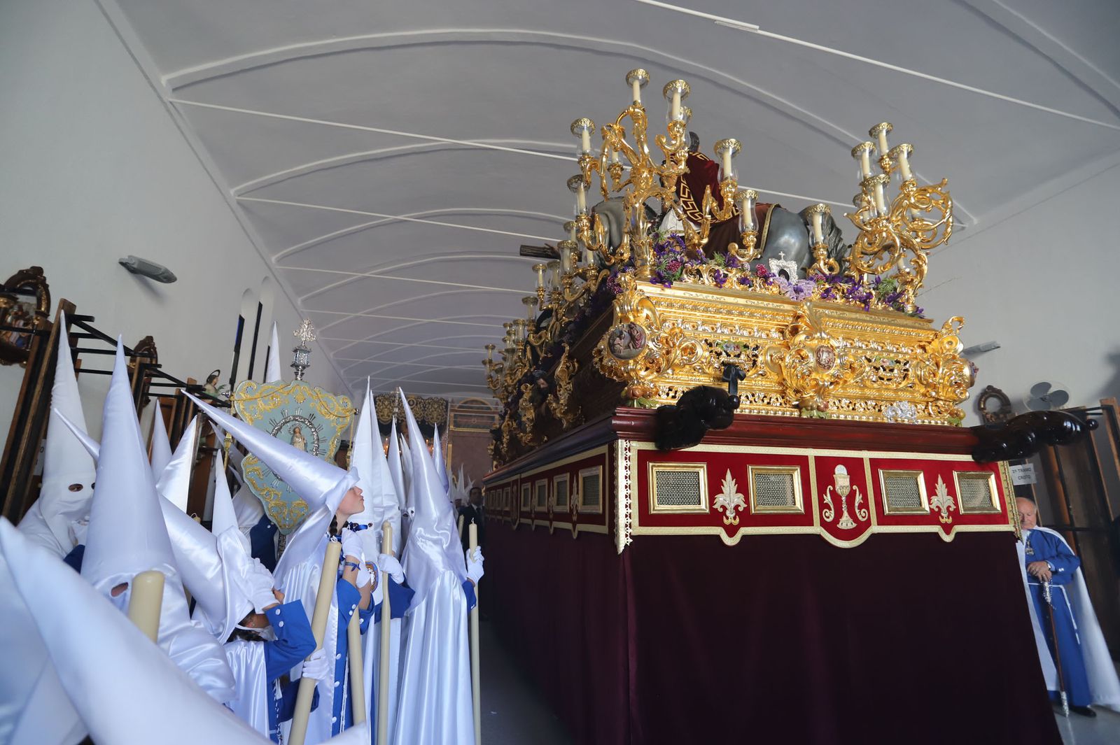Imágenes de la procesión de la hermandad de la Lanzada de Huelva