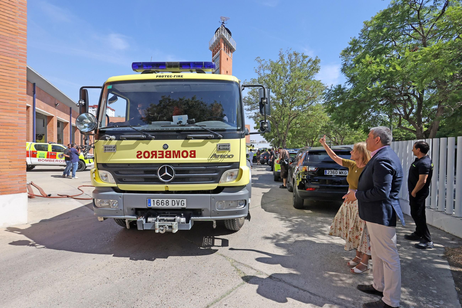 Bomberos de la provincia de Cádiz se trasladan a Orense para apoyar en la lucha contra los incendios