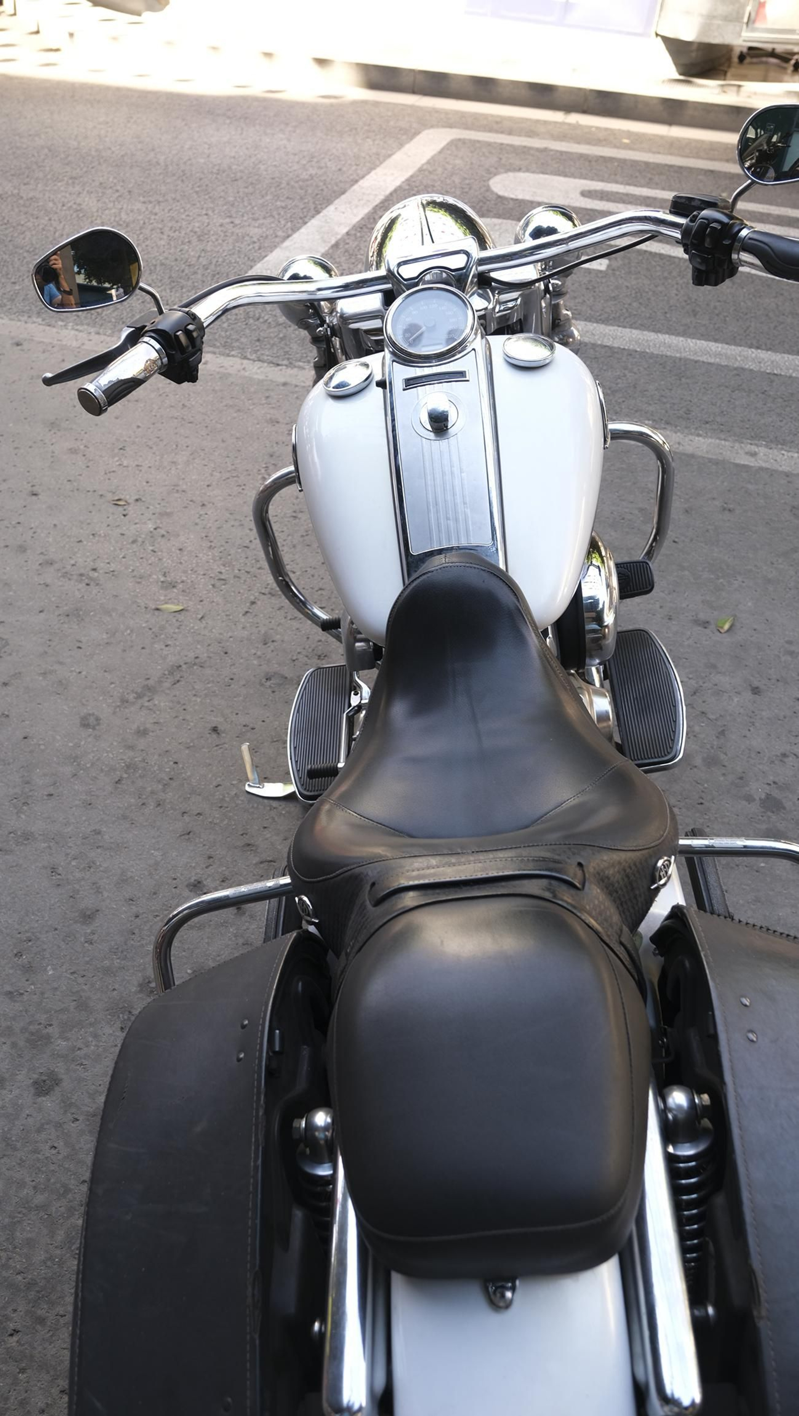 Exposición de Motos Antiguas de la Feria de Almería, en imágenes