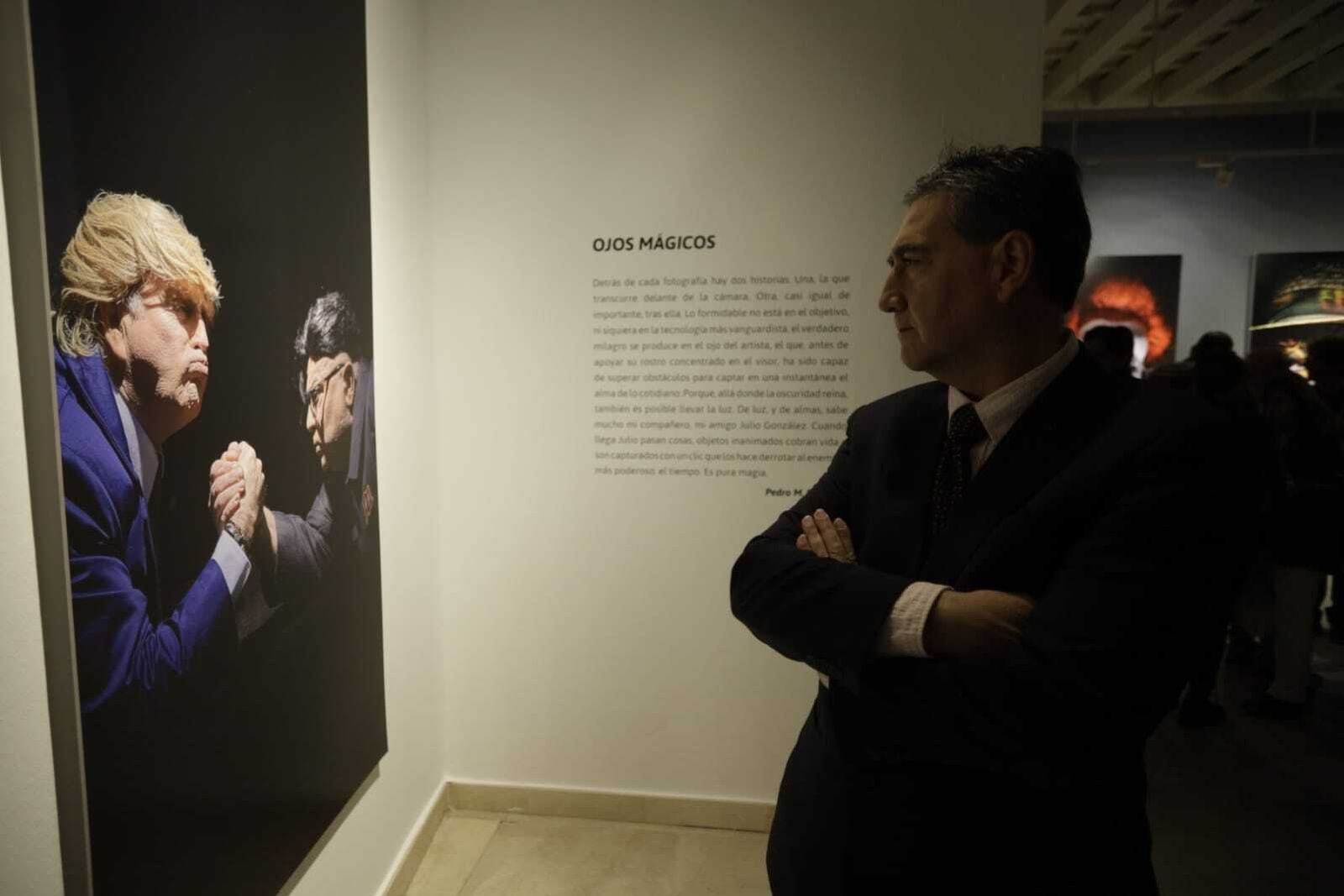 La exposición 'Carnaval de Improviso. Retratos urgentes: la trastienda del COAC', en imágenes