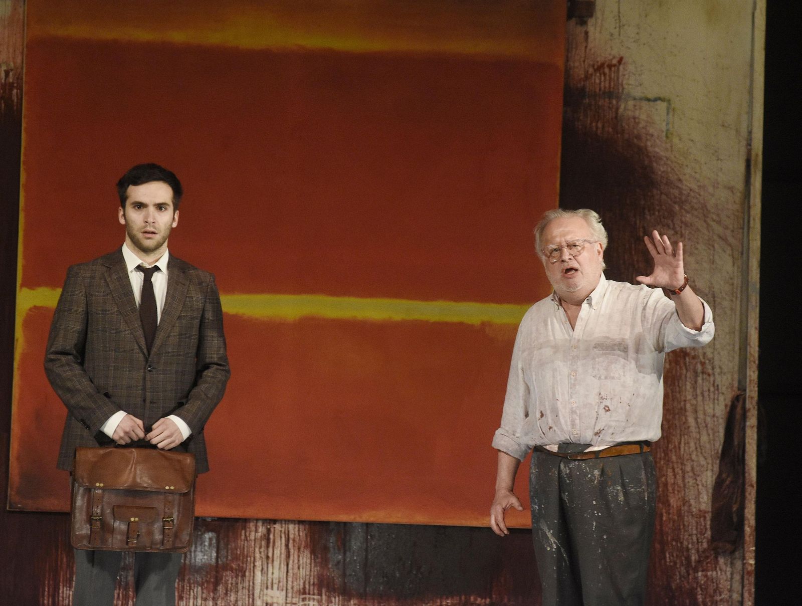 Ricardo Gómez y Juan Echanove, en 'Rojo'.