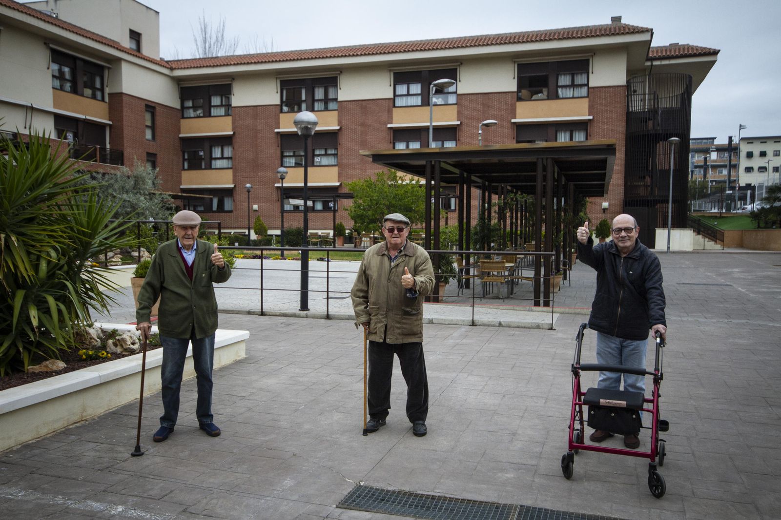 Ancianos en una residencia de Granada