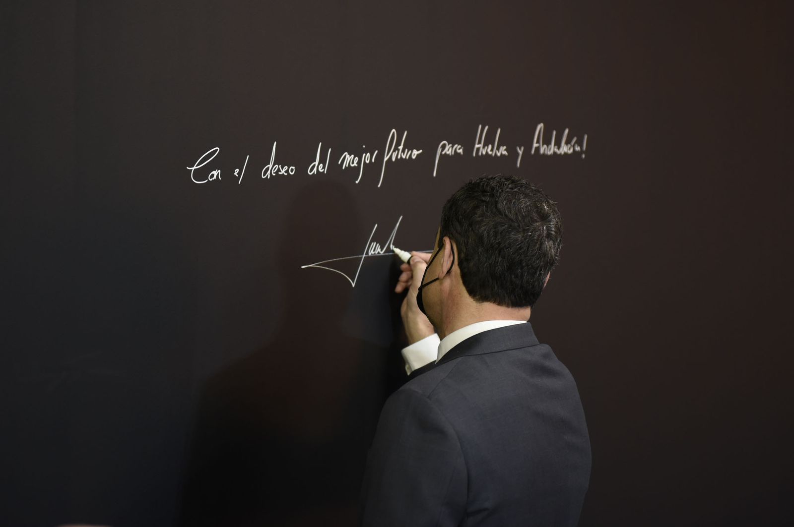 Imágenes del  acto de inauguración del nodo de innovación tecnológica 'La lonja de la Innovación' del Puerto de Huelva