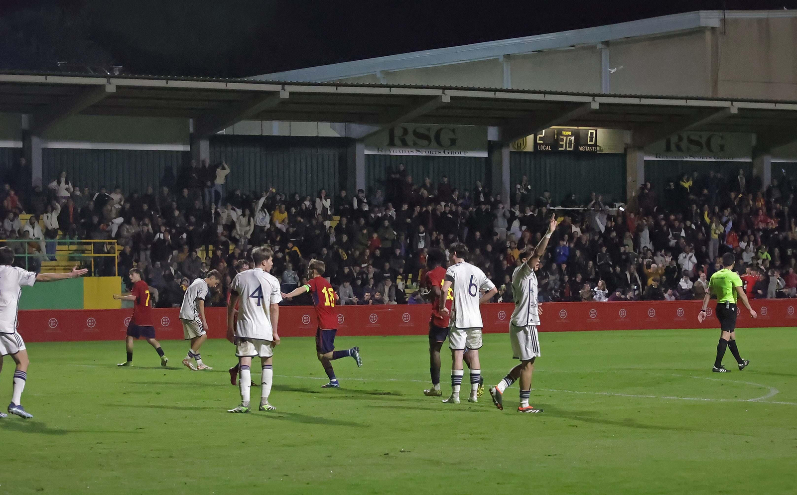 Las mejores fotos del España - Italia sub-17: Camarda, Oyono, Iago y Reyes en Los Barrios