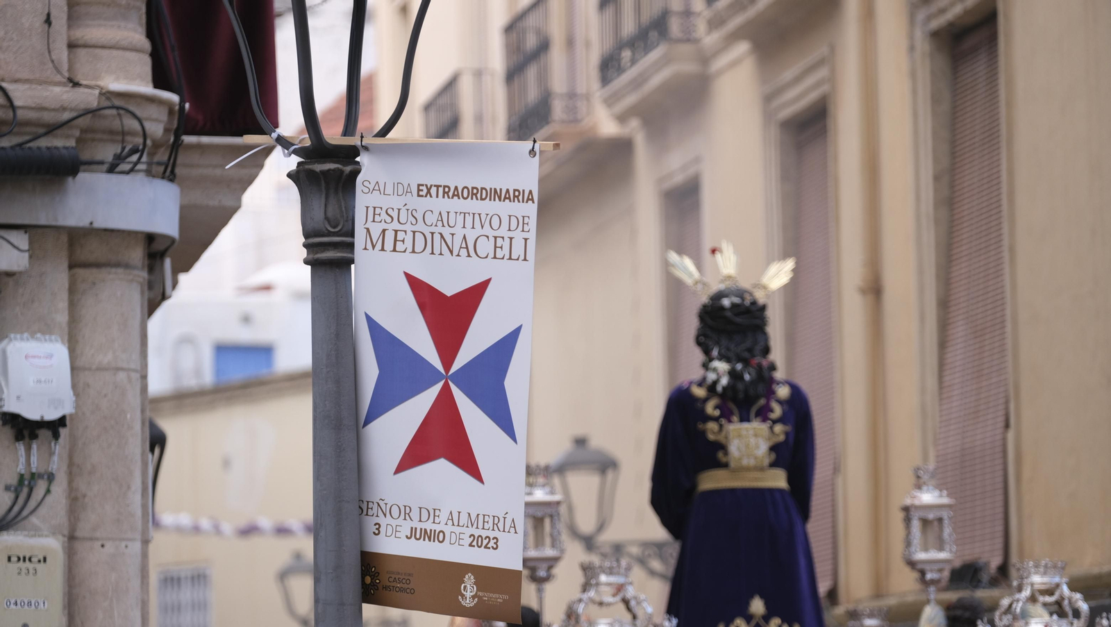 Imágenes de la salida extraordinaria de Jesús Cautivo de Medinaceli, por su 75 aniversario, Almería