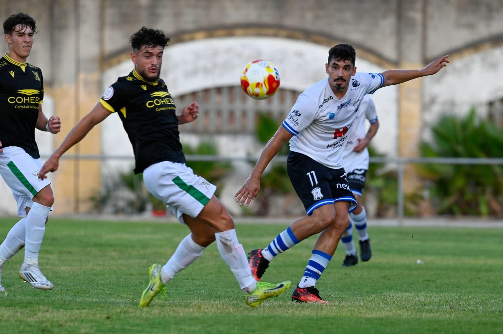 Las mejores imágenes del Jerez Industrial-Sanluqueño en el Pedro Garrido