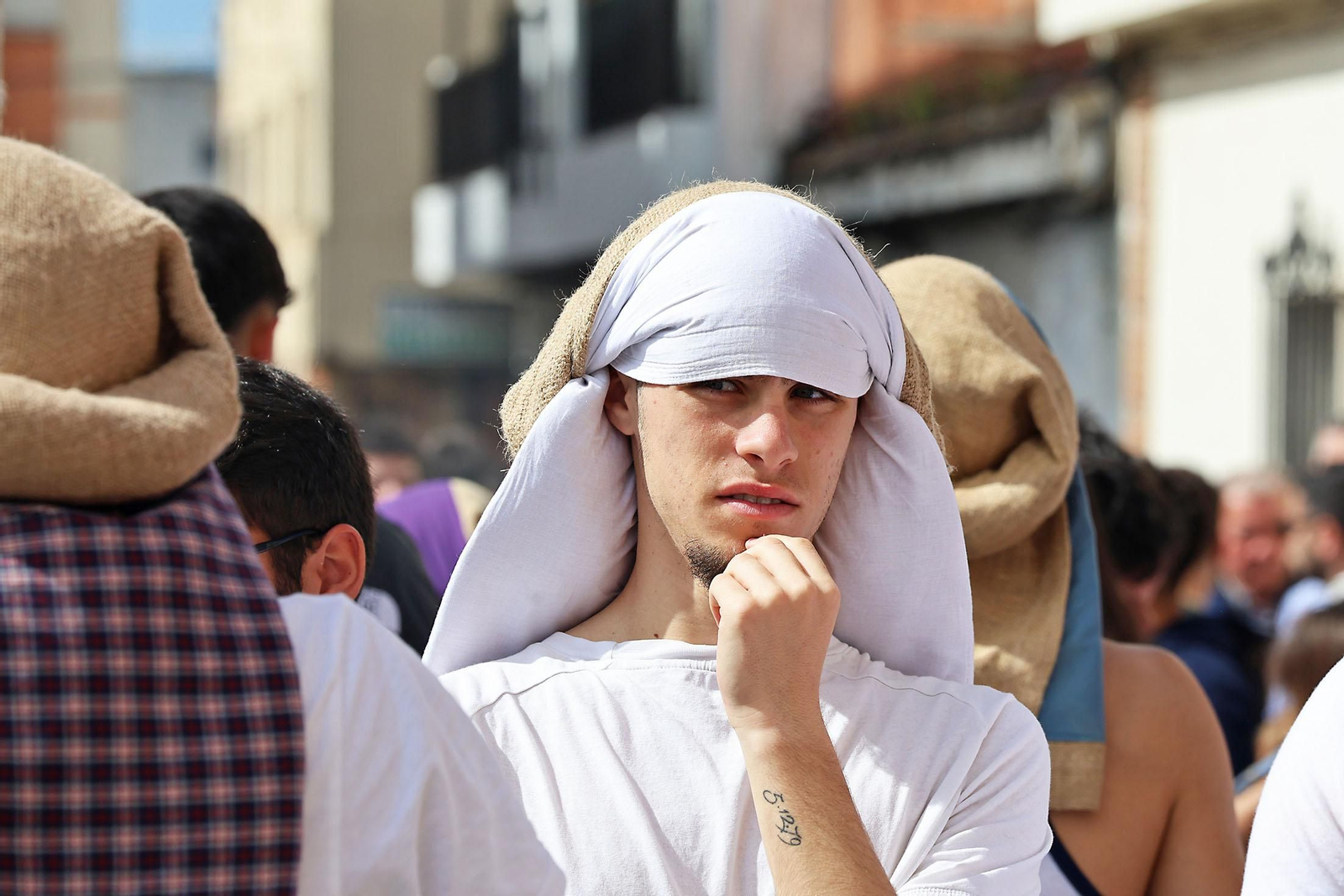 Imágenes de El Resucitado por el barrio de La Hispanidad