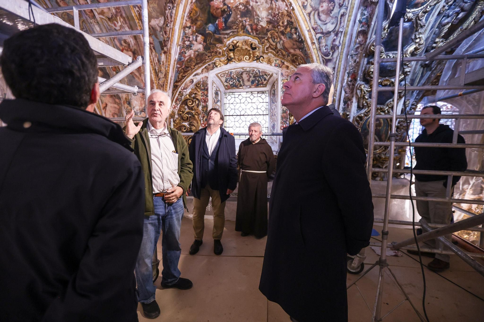 El Ayuntamiento firma el convenio para financiar la restauración de pinturas murales de la Capilla de San José. El Ayuntamiento firma el convenio para financiar la restauración de pinturas murales de la Capilla de San José.