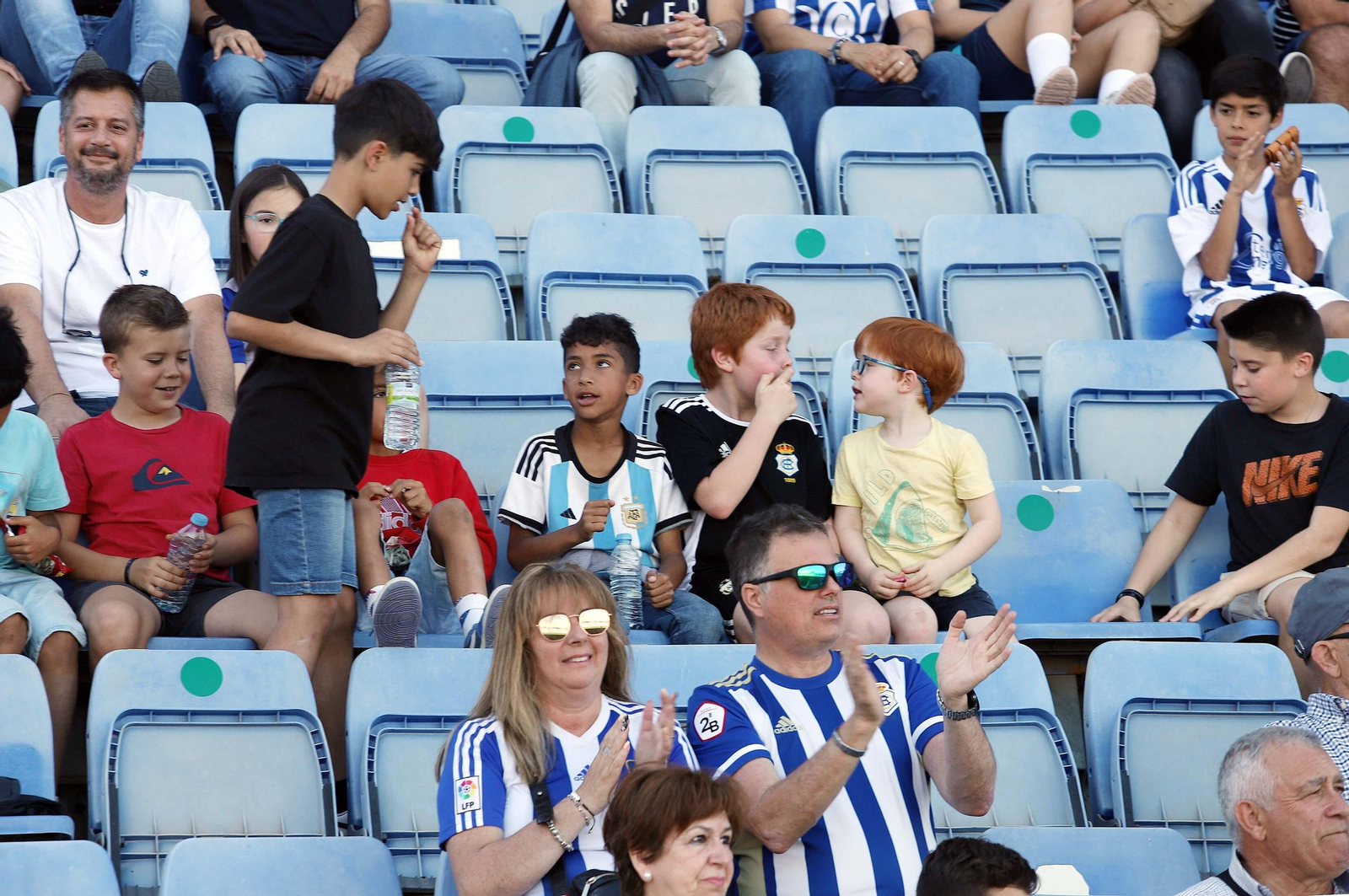 Imágenes del ambiente en el Recre-Jerez