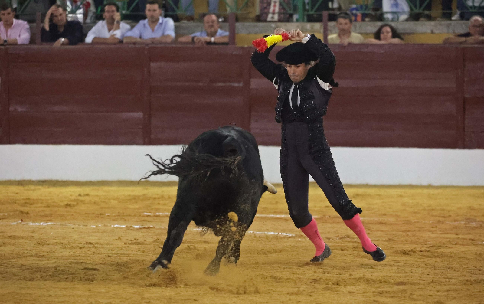 Fotos de la corrida del viernes de la Feria de La Línea: Morante de la Puebla, Talavante y David de Miranda Fotos de la corrida del viernes de la Feria de La Línea: Morante de la Puebla, Talavante y David de Miranda