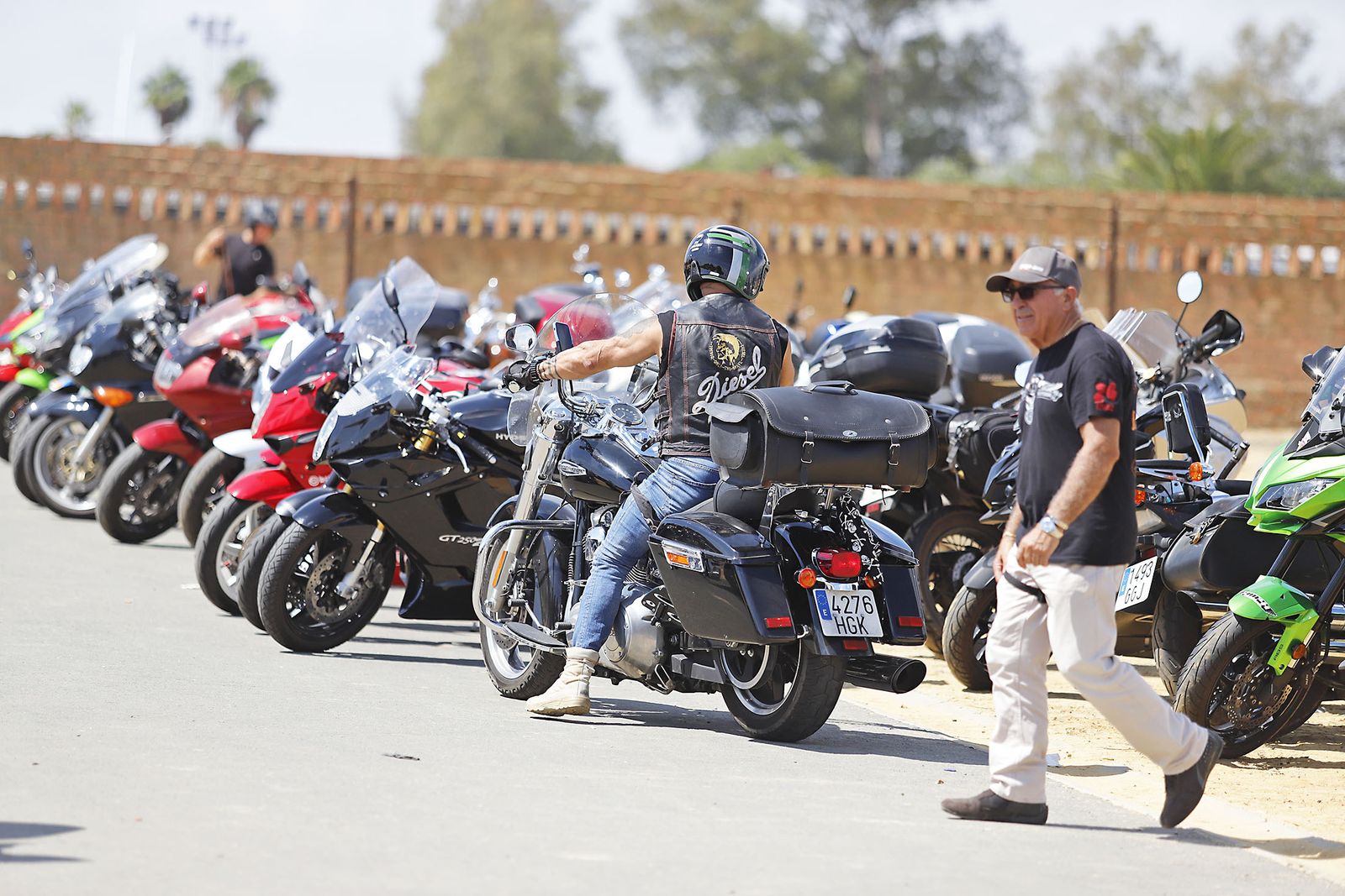 Imágenes de la Concentración del Grupo Motero Descubridores en Huelva