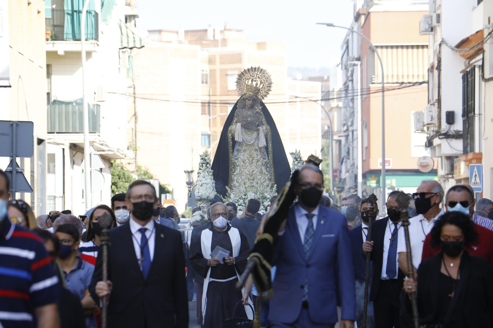 La procesión de la Virgen de la Soledad de Córdoba, en fotografías