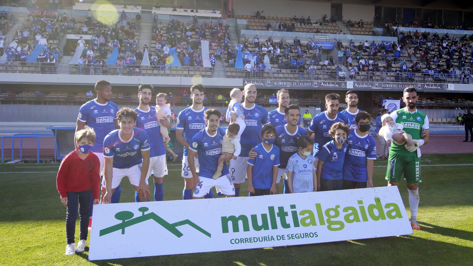 Imágenes del Xerez DFC contra Salerm Puente Genil en Chapín