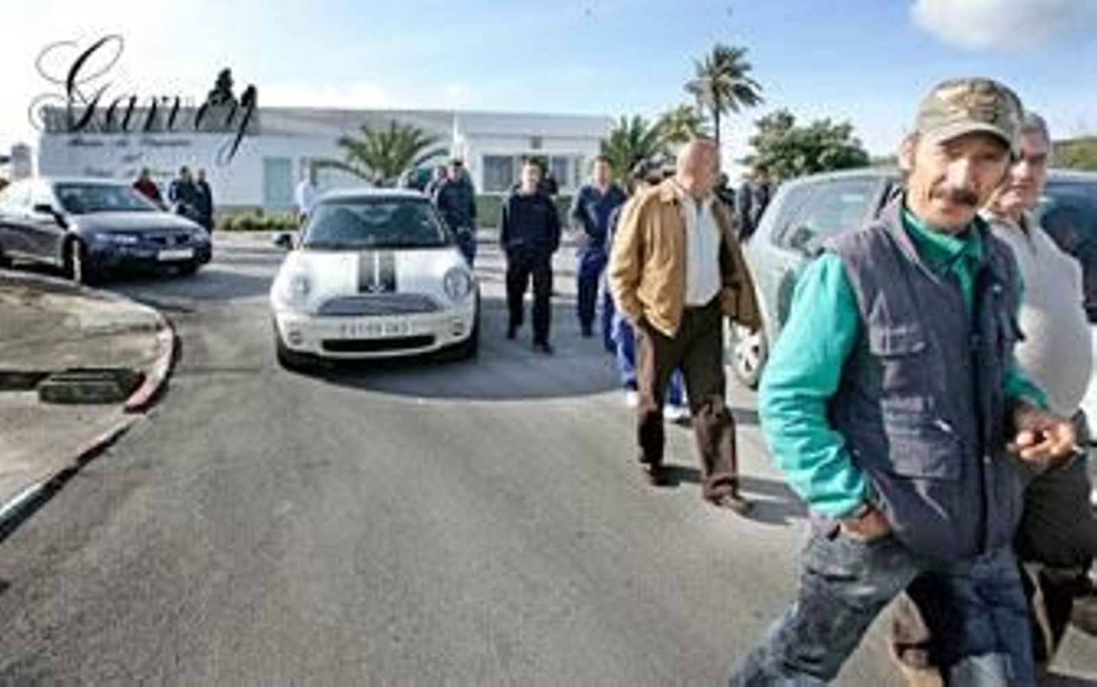 Trabajadores de Nueva Rumasa se encierran por unas horas en Garvey