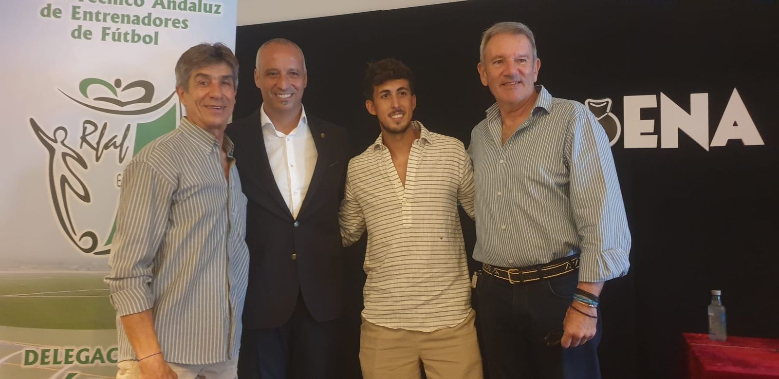 Los mejores momentos del homenaje a Antonio Vadillo