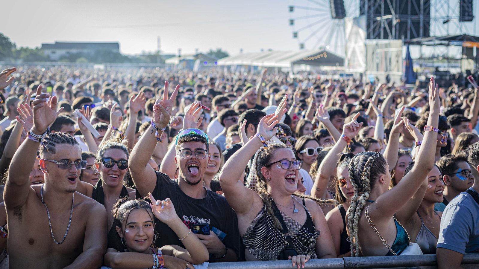 Búscate en las imágenes del jueves de Puro Latino 2024 en El Puerto