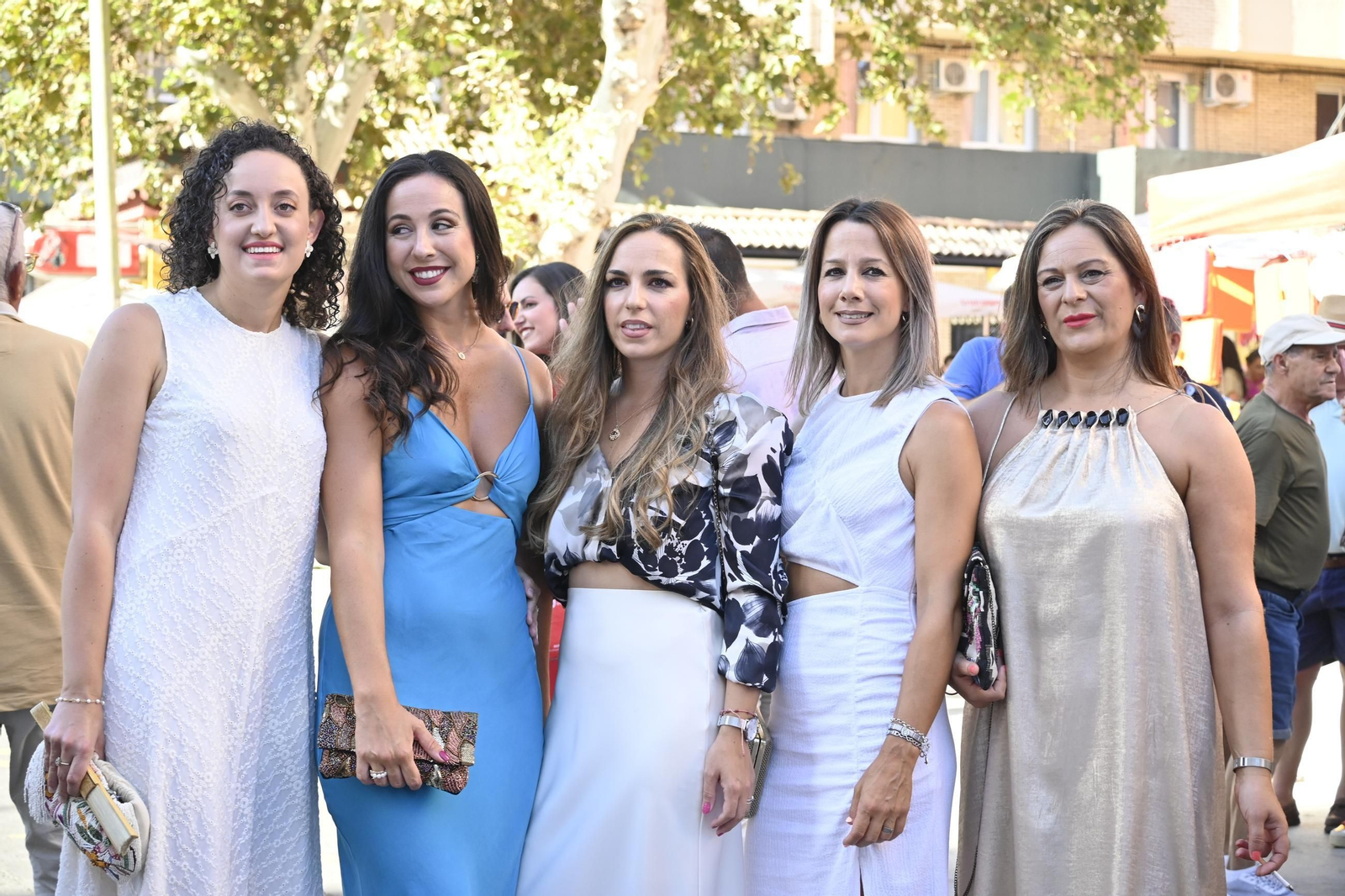 Imágenes de ambiente en el tercer día de toros en Huelva