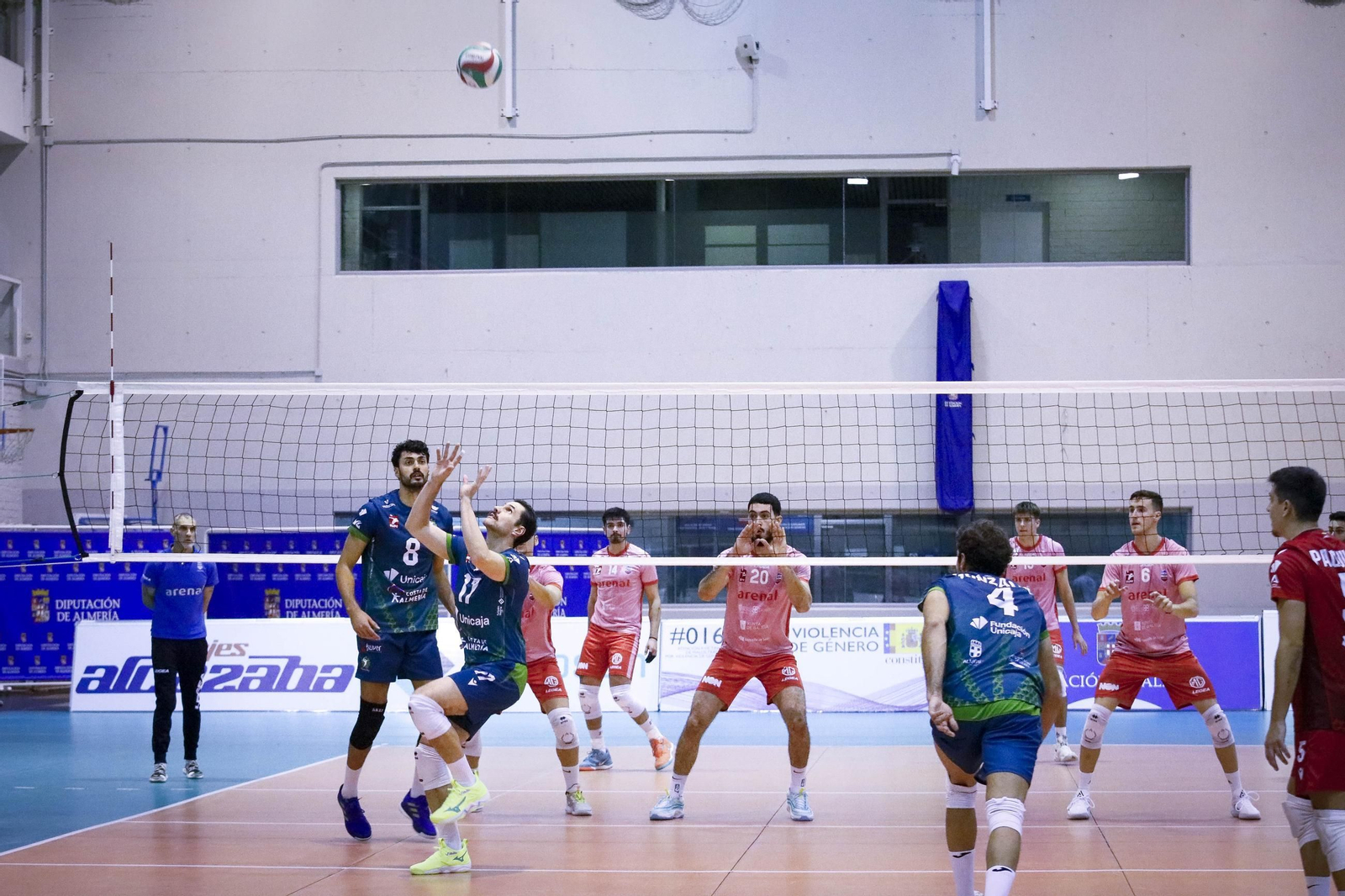 Unicaja Costa de Almería-Arenal Emeve de la Superliga, en imágenes