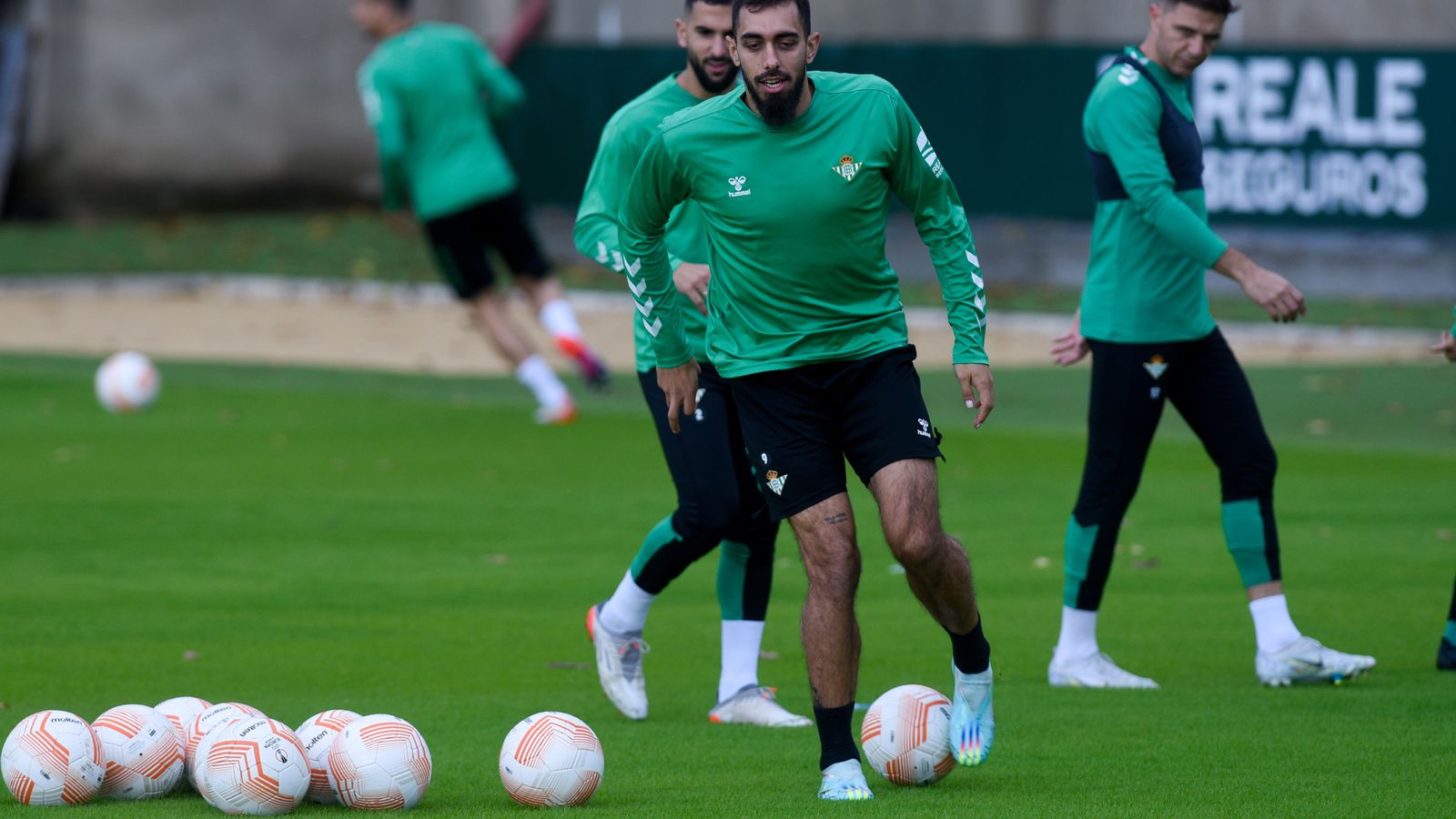Borja Iglesias, en un entrenamiento.