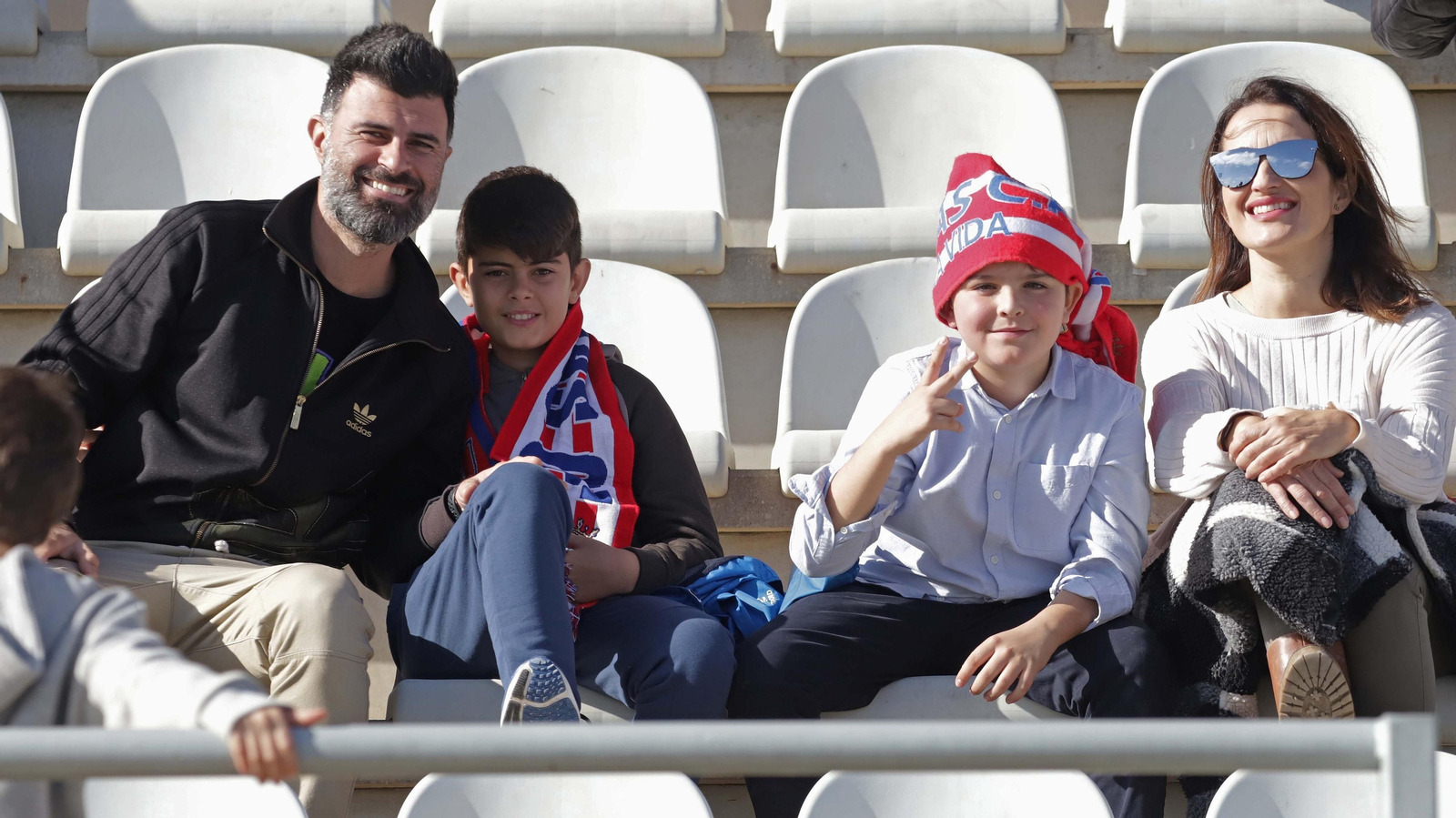 Fotos de la afición en el Nuevo Mirador