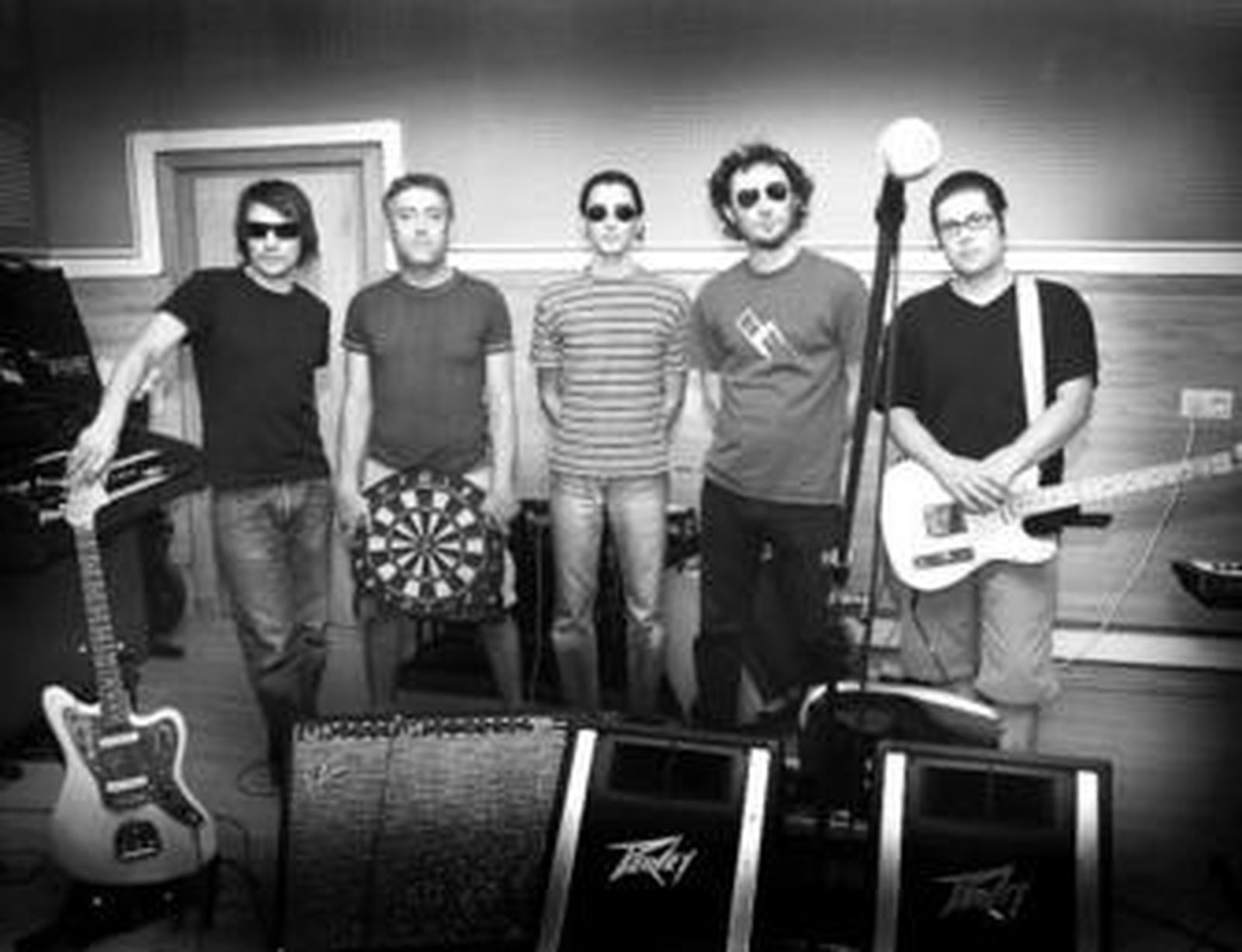 La banda granadina Los Planetas, en El Refugio Antiaéreo que tienen como cuartel general de ensayos.