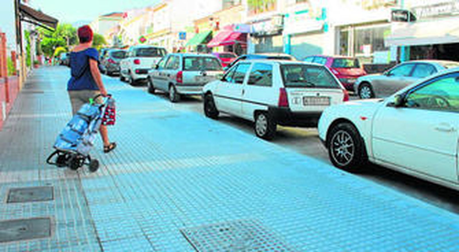 La avenida San Sebastián, en Alhaurín de la Torre, tras los trabajos de mejora acometidos.