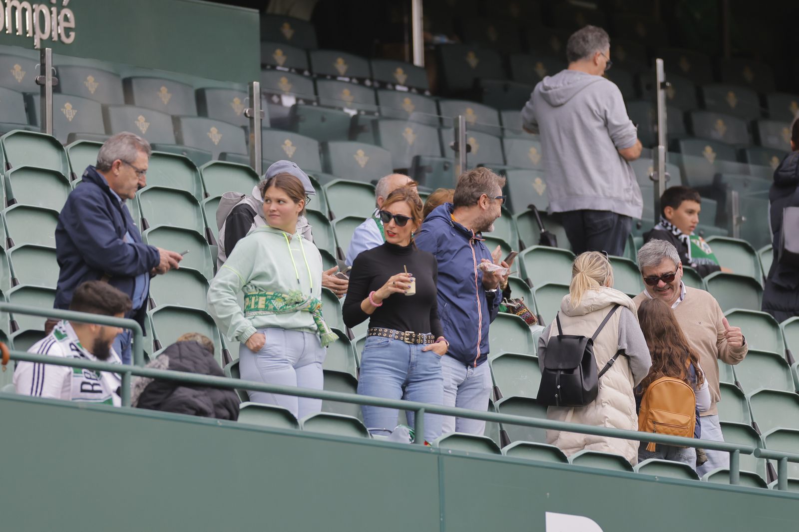 Búscate en las fotos del Betis-Mallorca