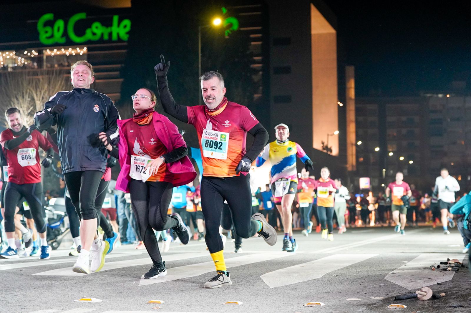 En imágenes: búscate en tu llegada a meta de la Carrera de San Antón 2026 (18)