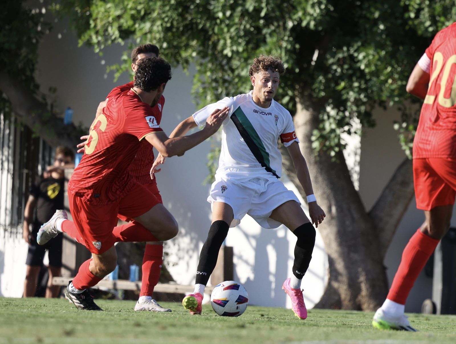 El amistoso entre el Sevilla FC y el Córdoba CF, en imágenes