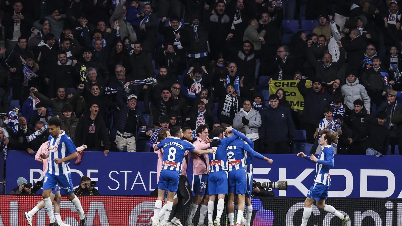 Roberto ya golea y gana partidos con el Espanyol