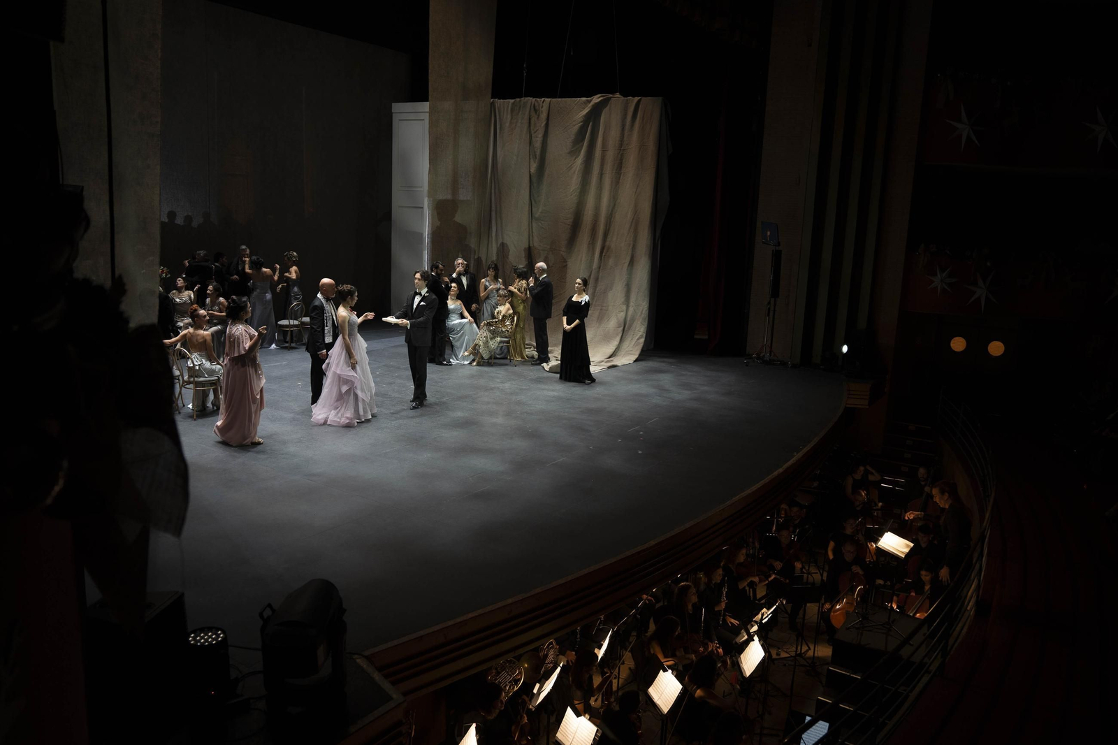 Las mejores imágenes de la Traviata en Almería