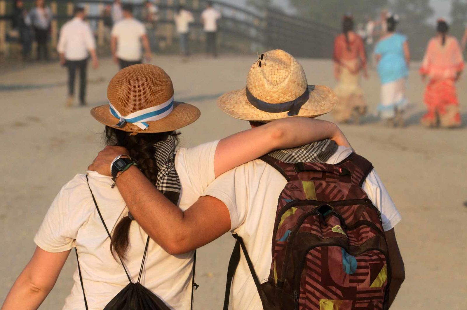 Imágenes de la llegada de la Hermandad del Rocío de Huelva a la aldea